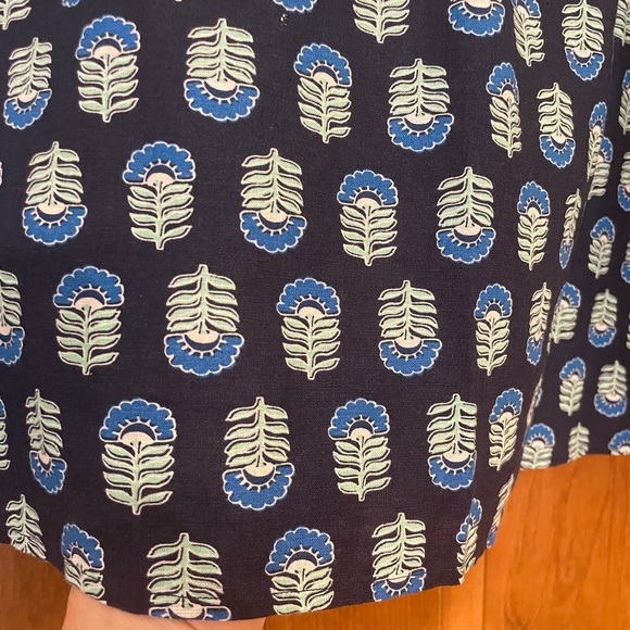 J. Crew Navy Linen/Cotton Blue Sleeveless Patterned Top, Keyhole Back, Size 3X - Picture 2 of 10